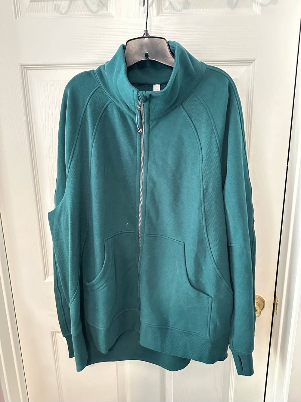 Lululemon scuba oversized
